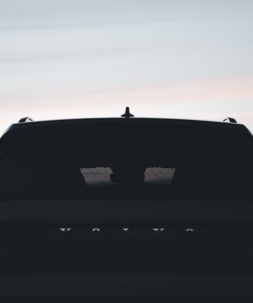 Volvo зареєструвала новий електрокросовер EX50
