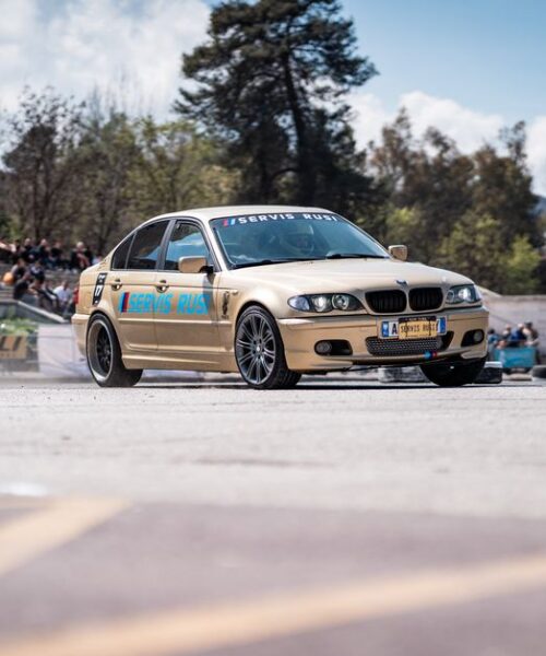 Електричний BMW M3 проходить випробування на Нюрбургринзі