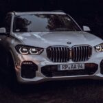 BMW X1 2026 під час тесту безпеки IIHS