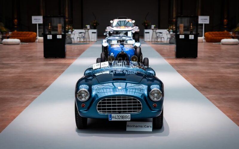Електромобіль Ferrari Luce на аукціоні з рекордною сумою