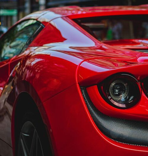 Ferrari презентує ексклюзивний гібридний суперкар CZ26
