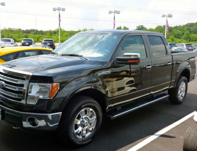 У США продають шестидверний Ford F-350 за $55 000