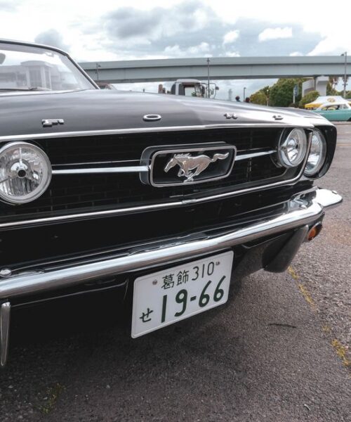 Ford працює над чотиридверним Mustang Mach 4