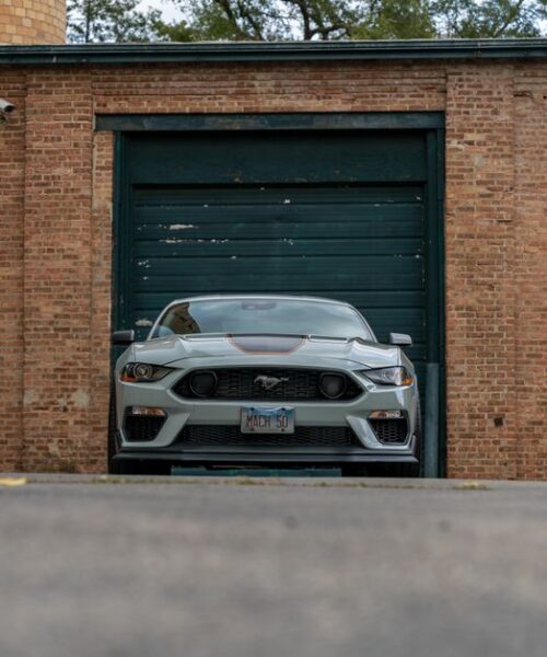 Ford Mustang стане чотиридверним седаном за $40 000
