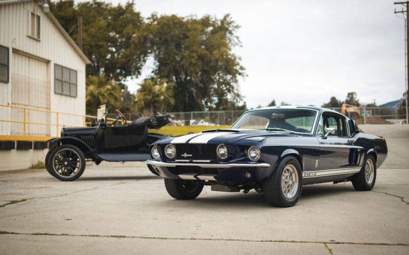 Рідкісний Ford Mustang Shelby GT500 знайдений на складі