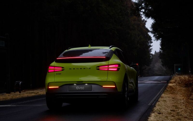 Genesis GV90 електрокросовер з потужністю 666 к.с.