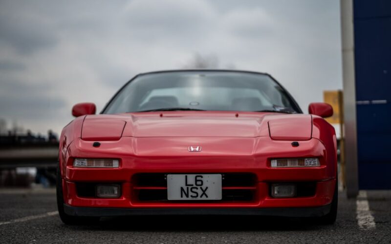 Інтер'єр відродженої Honda NSX з механічною коробкою передач