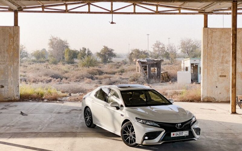 гібриди Toyota RAV 4 і Yaris Cross на українському ринку