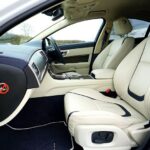 Інтер'єр Jaguar Type 01 з поздовжнім хребтом