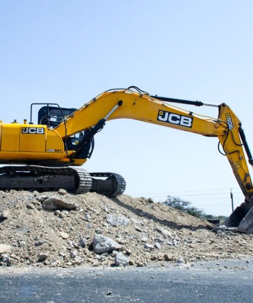 JCB Hydromax встановлює новий рекорд швидкості на водні