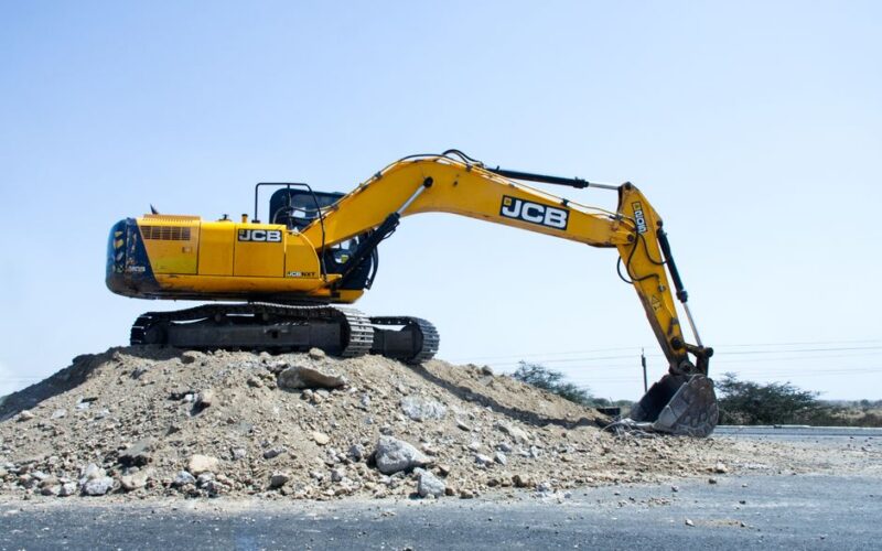 JCB Hydromax встановлює новий рекорд швидкості на водні