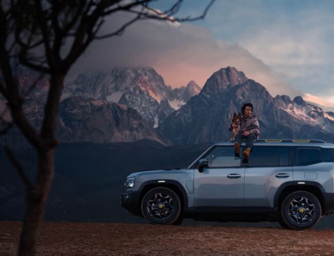 Land Rover розпочинає продаж Freelander 8 у Китаї