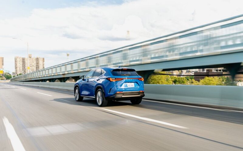 Lexus завод у Китаї для виробництва електромобілів