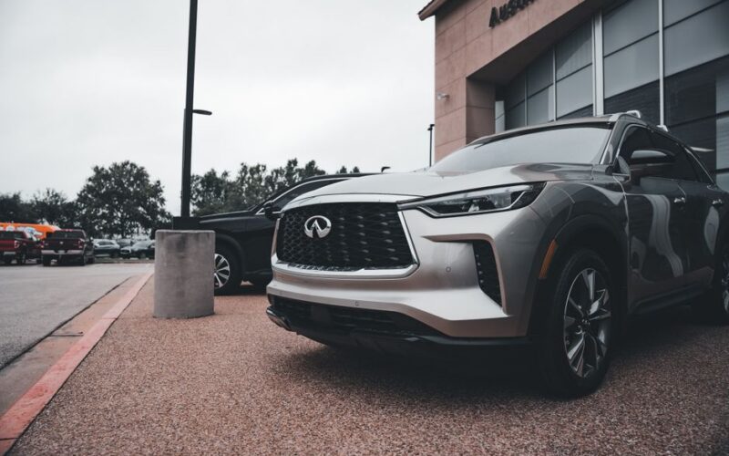Електричний кросовер Lucid Gravity GT-S на виставці