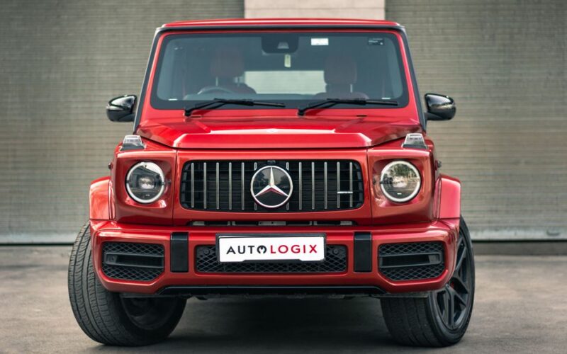 Подовжений Mercedes-Benz GLE L з новим дизайном і двигунами