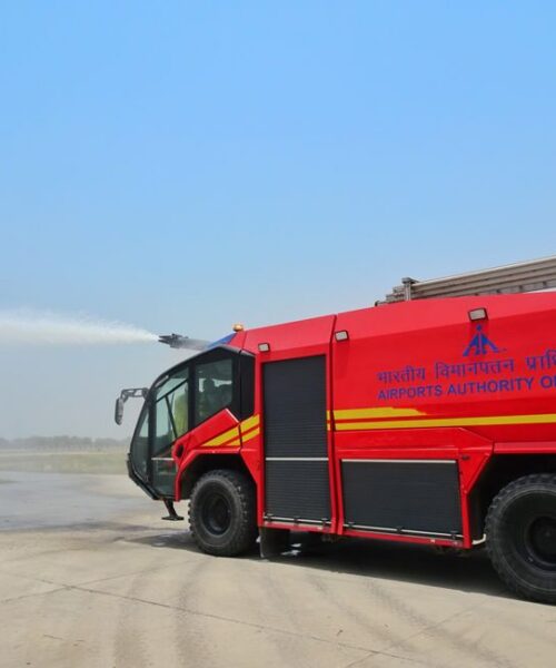 Rosenbauer PANTHER 6×6 отримує швидку зарядку 400 кВт