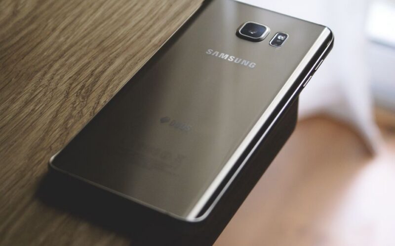 Samsung Galaxy смартфон з функцією Digital Key для Volkswagen