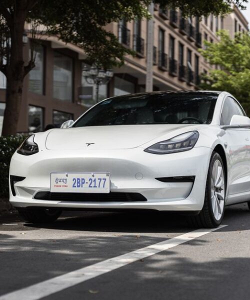 Tesla Model Y очолює світовий рейтинг продажів у 2026