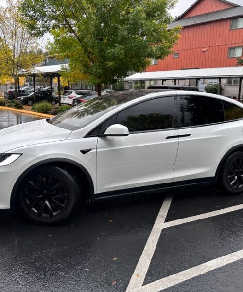 Tesla Semi: випуск 10-мільйонного електромобіля у США