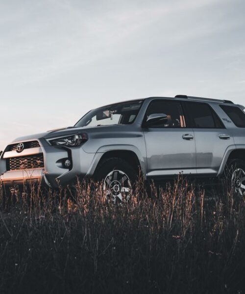 Нові рендери Toyota Corolla Cross: погляд на майбутнє кросовера