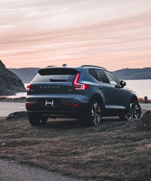 Volvo XC60 Recharge: тест-драйв плагін-гібрида
