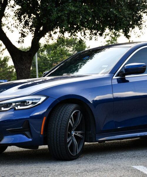 Нова BMW 3 Series: гібридна система і версія M350 xDrive