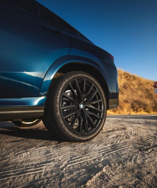 BMW X5 оснащується карбоновими деталями від M Performance