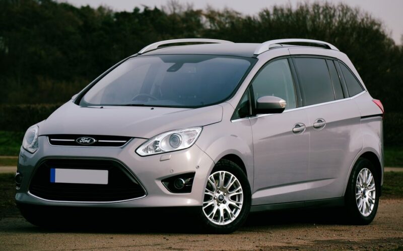 Ford EcoBoost двигун відкликання через дефект поршнів