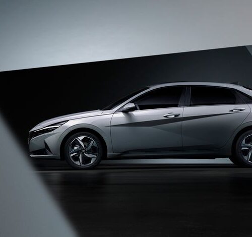 Hyundai зменшує вартість базових моделей, виключаючи цифрову панель