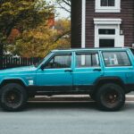 Jeep Grand Cherokee під час руху, відкликання через проблеми з ПЗ