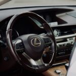 Оновлений інтер'єр Lexus NX з цифровими органами управління