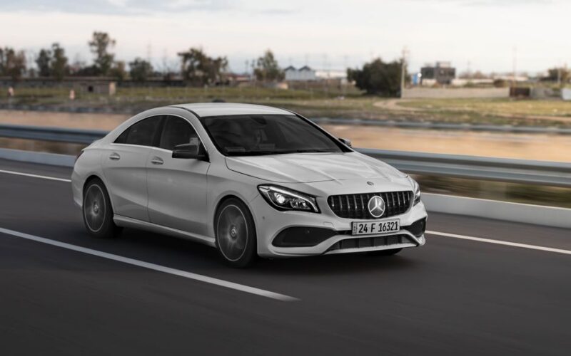 Три нові Mercedes-Benz S-Class під час навколосвітньої подорожі