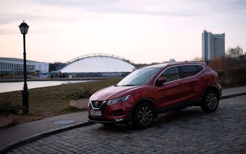 Nissan Pixo електричний хетчбек на європейській дорозі