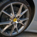 Автомобіль Alfa Romeo Tonale з системою Cyber Tyre від Pirelli