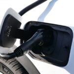 Porsche Cayenne Electric з бездротовою зарядкою