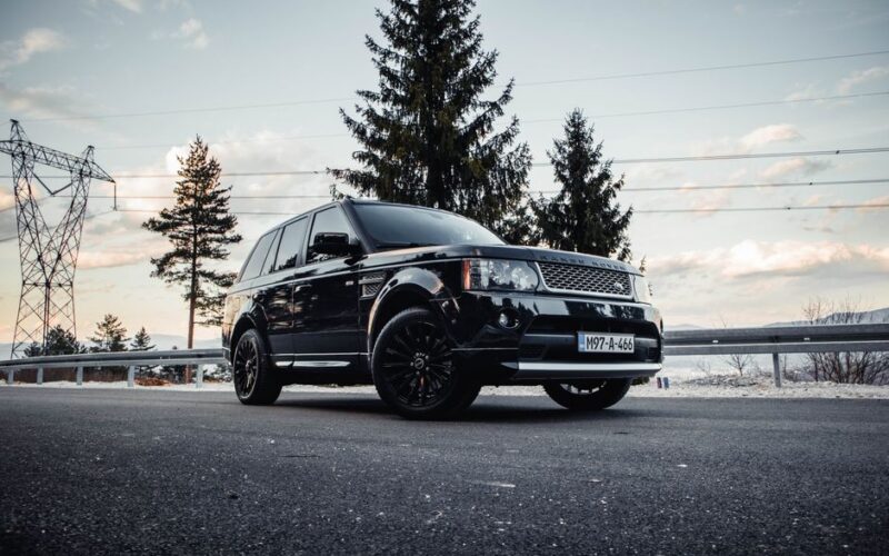 Електромобіль Range Rover Classic у новому дизайні від Lunaz