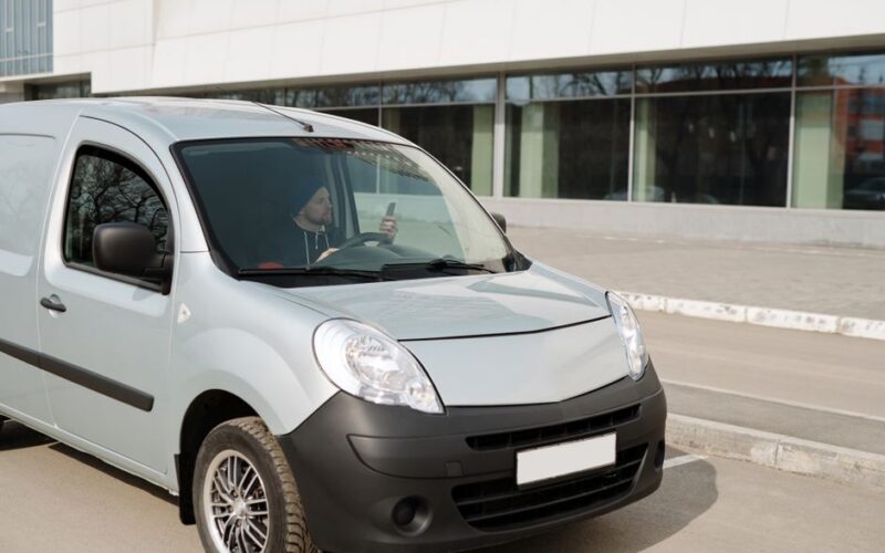 Renault Trafic E-Tech, електричний фургон року 2027