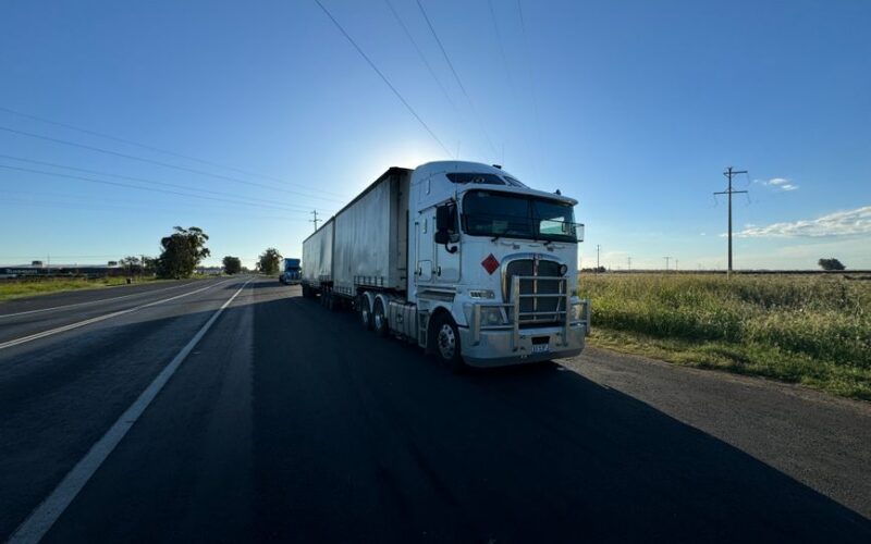 Tesla Semi отримав дозвіл на використання в Чехії