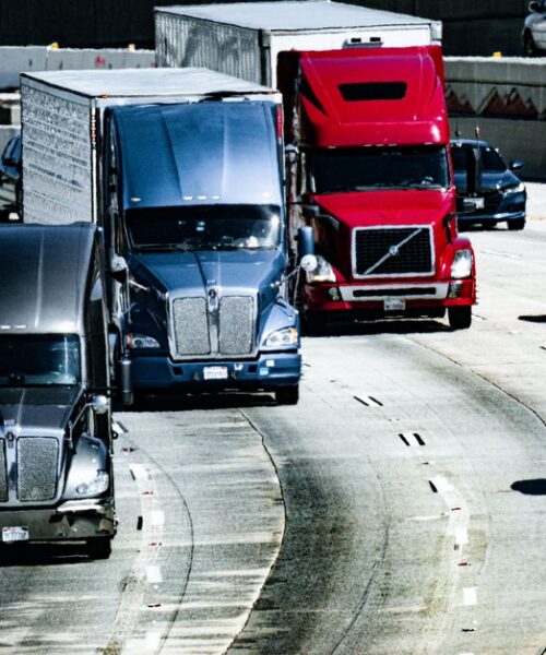 Tesla Semi встановлює світовий рекорд дальності пробігу