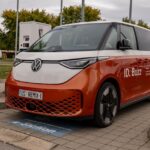 Виробництво електромобілів Volkswagen на заводі