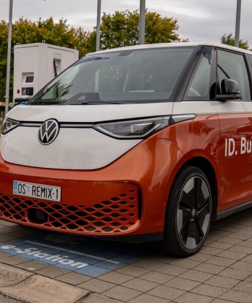 Volkswagen перерозподіляє ресурси для виробництва електромобілів