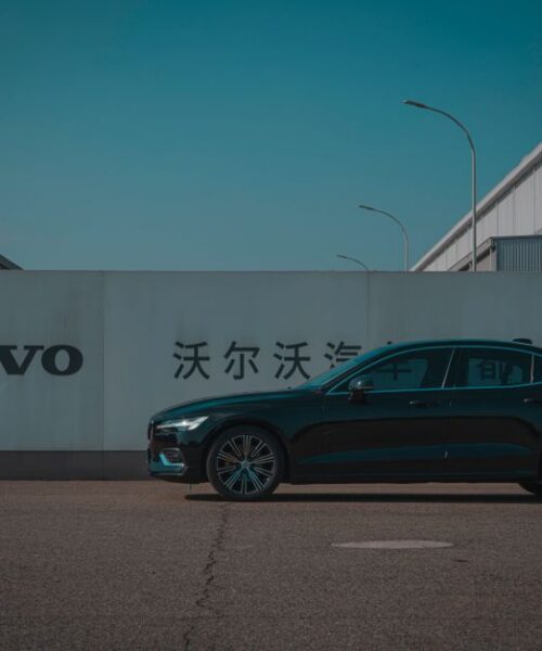 Volvo стане ексклюзивним дистриб’ютором Lynk & Co у Європі
